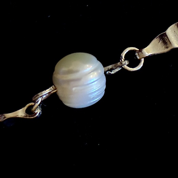 Jewelry Set: Bracelet, Necklace, Earrings, Bangles - Picture 4 of 8